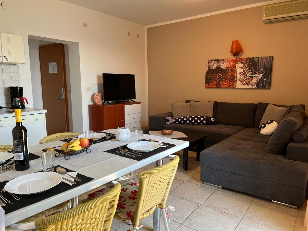 Fotografie z fotogalerie ubytování Apartmani Tomljanović v destinaci Senj