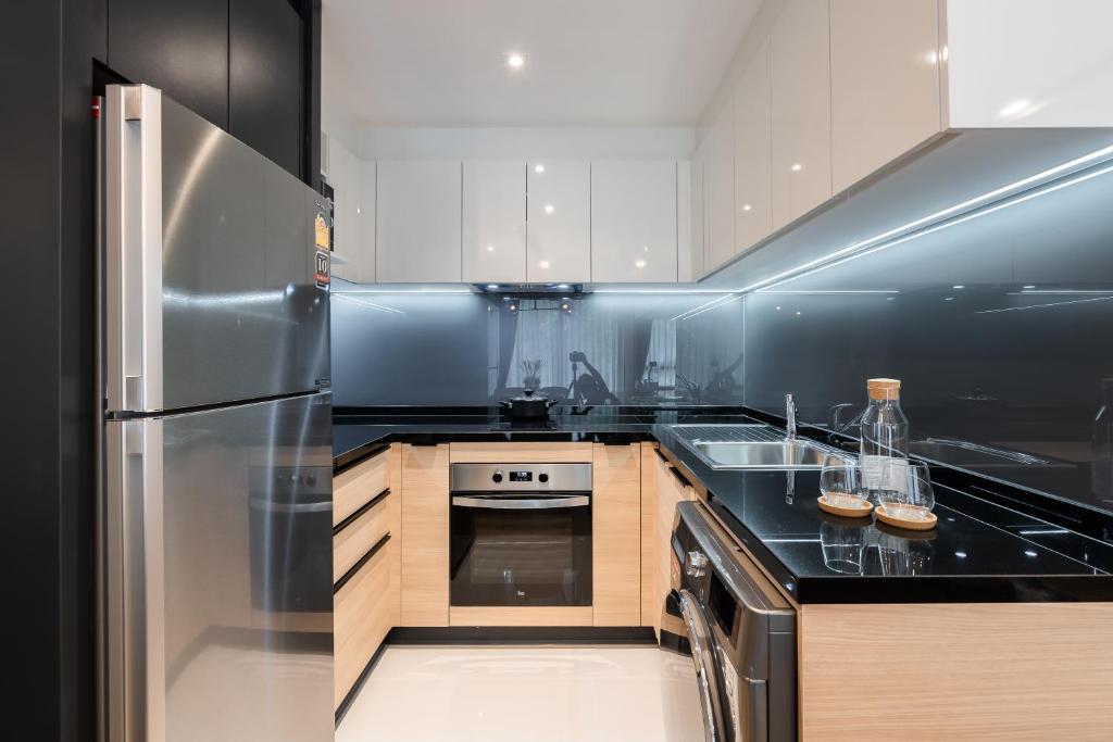 Destiny63 Ekamai Apartment - Resim 16