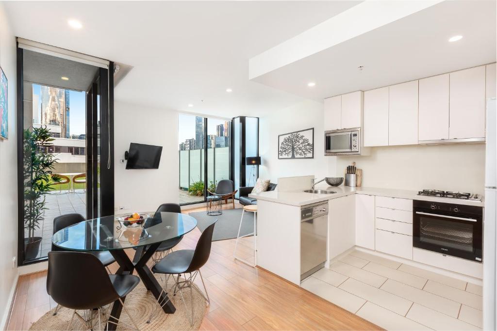 Waterfront Melbourne Apartments - Two-Bedroom, One-Bathroom Terrace Apartment