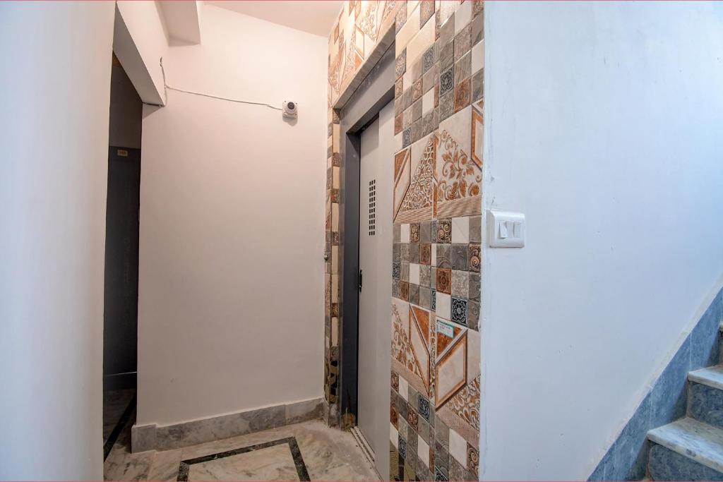 Fotografie z fotogalerie ubytování FabExpress Amar Raj Villa - Nr Eco Park v destinaci Kalkata