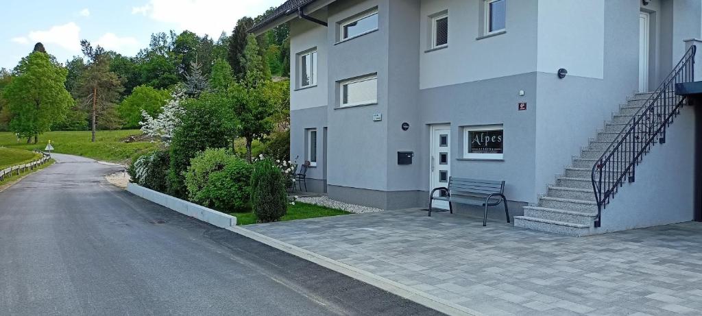 Budova, kde se apartmán nachází