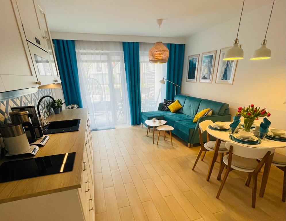 Kuchnia lub aneks kuchenny w obiekcie Apartament Baltic A8 Pobierowo