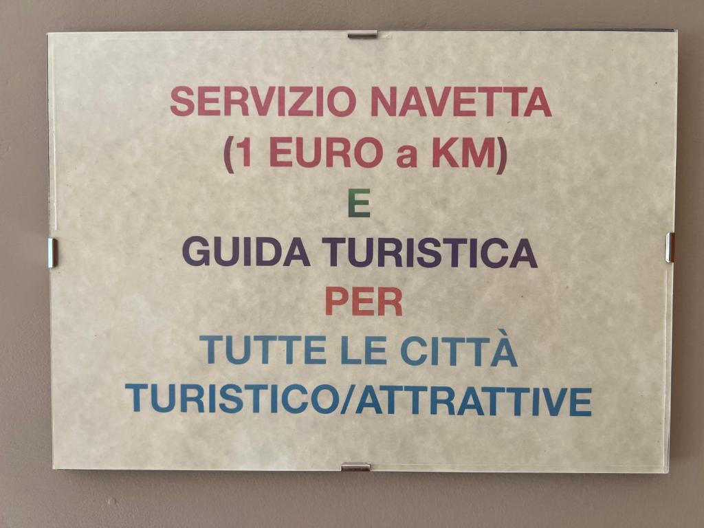 Certifikát, hodnocení, plakát nebo jiný dokument vystavený v ubytování Villa L'Ottagono con cucina parcheggio privato telecamerizzato e wifi