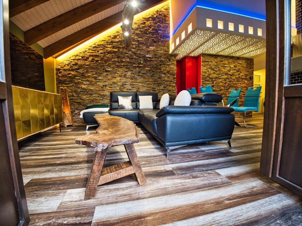 Posezení v ubytování Apartamentos Valle de Ordesa-Torla
