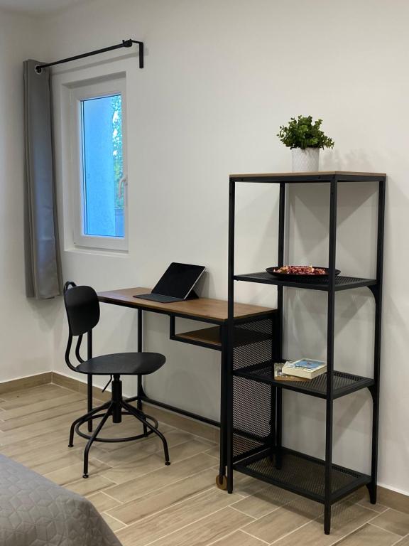 Zdjęcie z galerii obiektu BIKE & FUN Apartments - Balatonakarattya w mieście Balatonakarattya