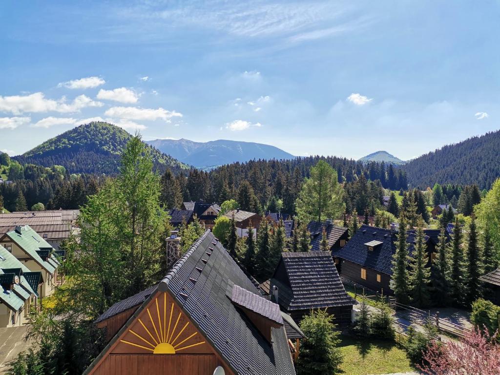 Nespecifikovaný výhled na hory nebo výhled na hory při pohledu z apartmánu