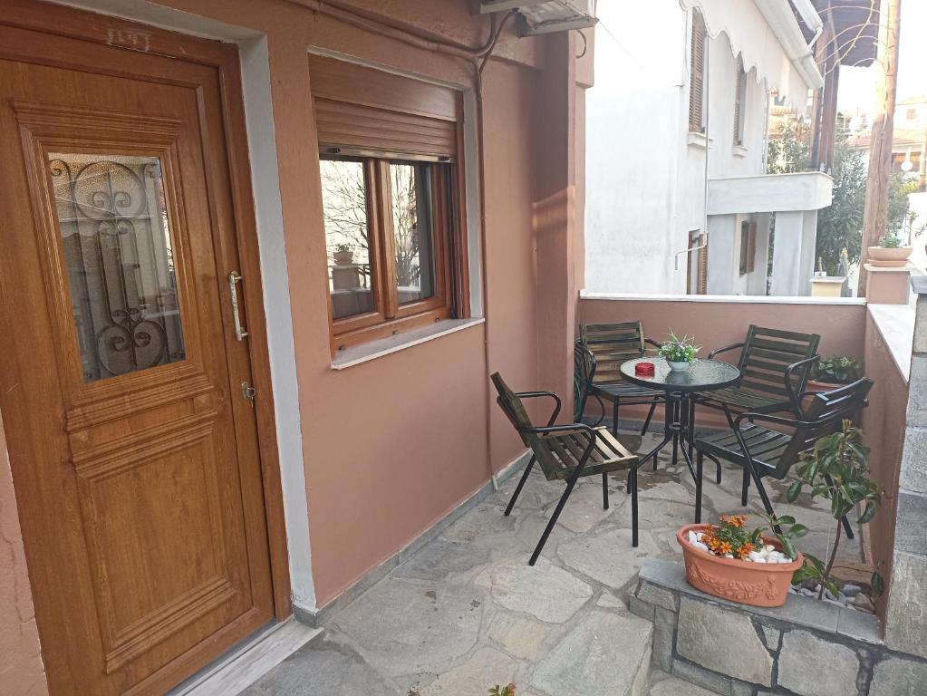 Balkón nebo terasa v ubytování ΠΛΑΤΕΙΑ-PLATIA