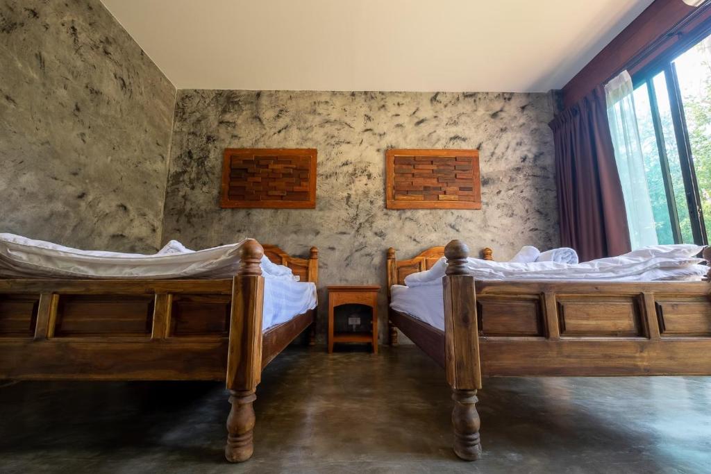 ชิดธาร รีสอร์ท - Standard Twin Room