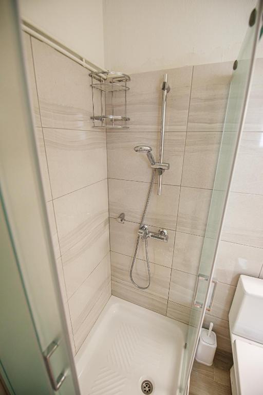 A bathroom at Stefania's Home