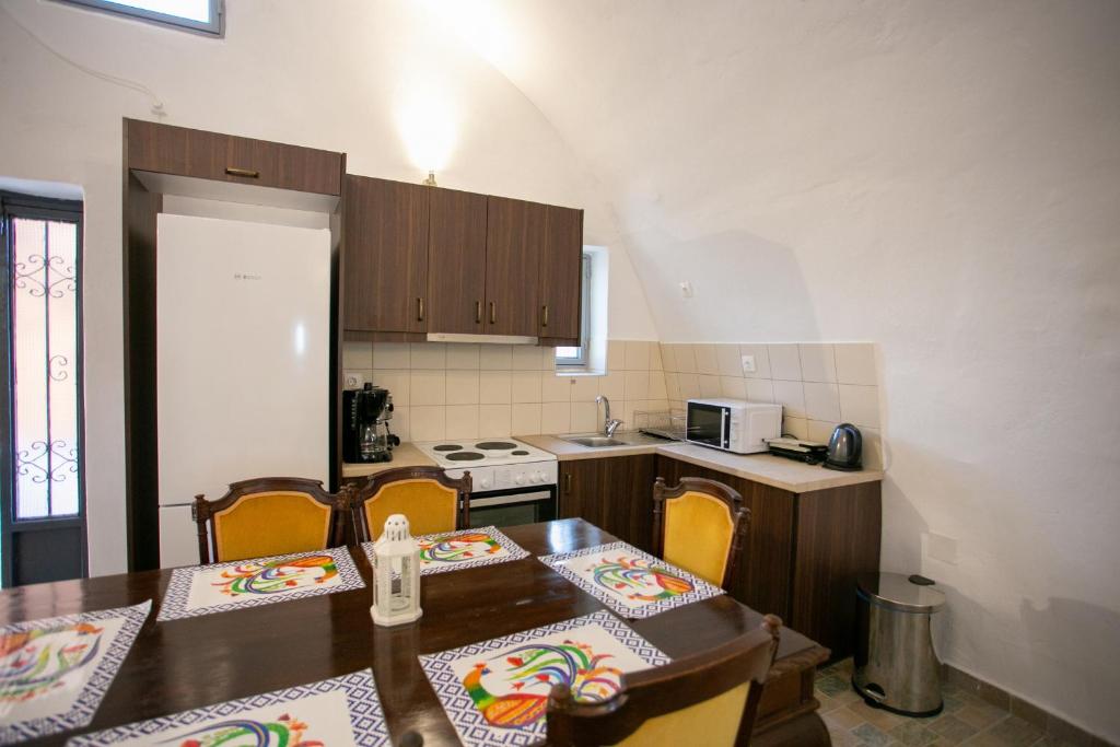 Kuchyň nebo kuchyňský kout v ubytování Mylos villa Mani