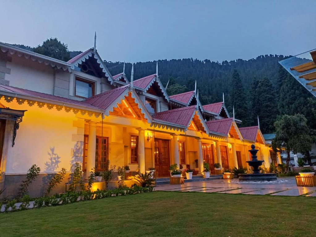Swiss Hotel & Spa – Photos 1