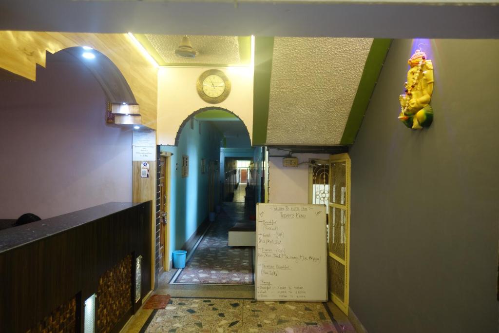 Fotografie z fotogalerie ubytování Hotel HCB (Hemo Chandra Bhawan) v destinaci Brahmapur
