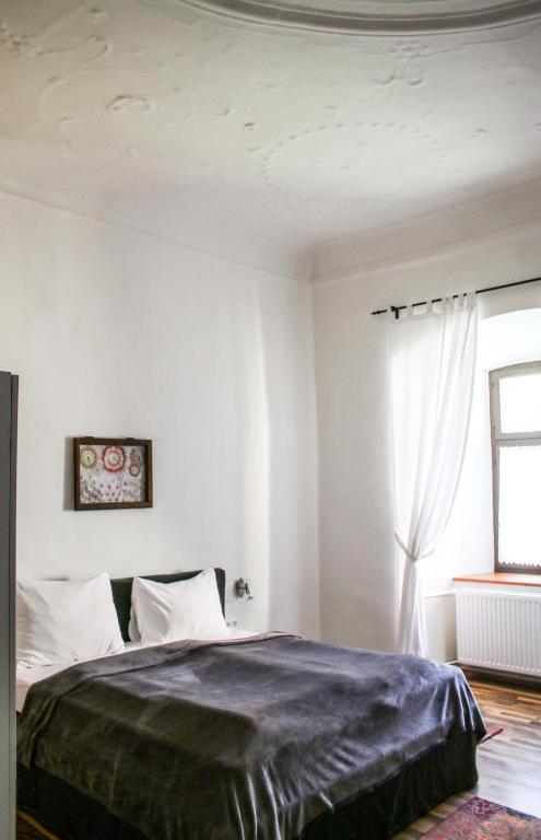 Hotel im Stift Neuberg - 1