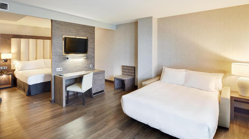 Gran Hotel Luna de Granada - Resim 26