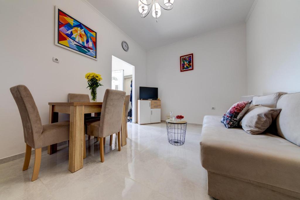 Sunny Nest Apartments - 2