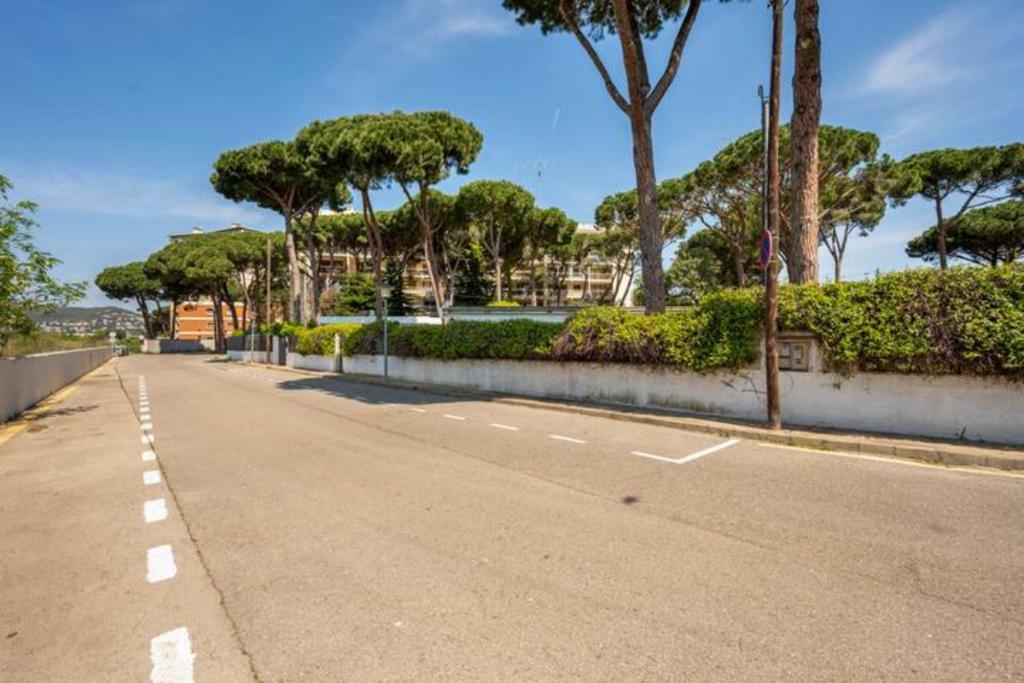 Kép Villa Noray Costa Brava piscina, aire y WiFi 500m de la playa szállásáról Calongéban a galériában