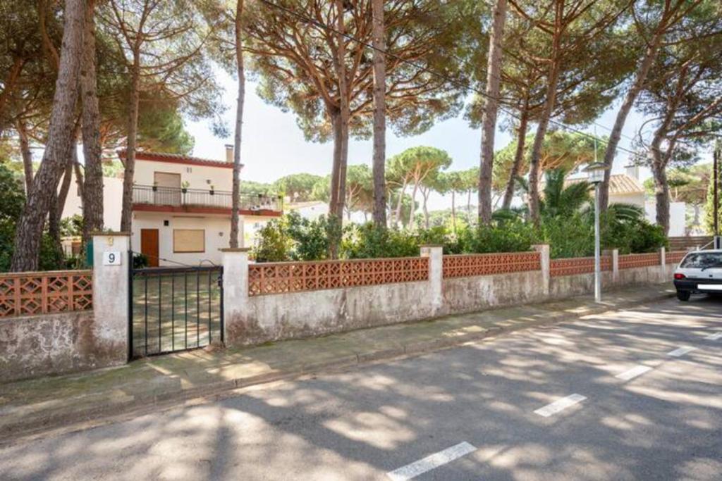Kép Villa Noray Costa Brava piscina, aire y WiFi 500m de la playa szállásáról Calongéban a galériában