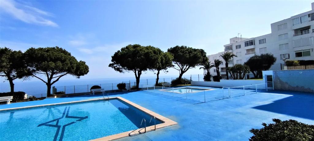 Booking.com: Fantastic seaview apartment with swimming pool ...