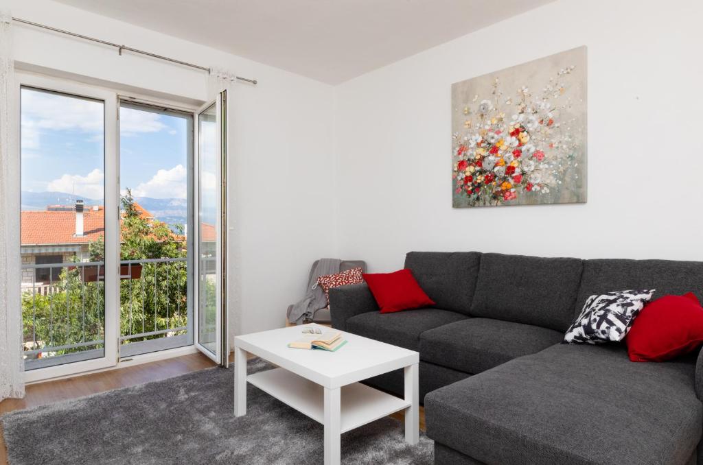Posedenie v ubytovaní Apartment Nona - Center, 150 meters from the beach