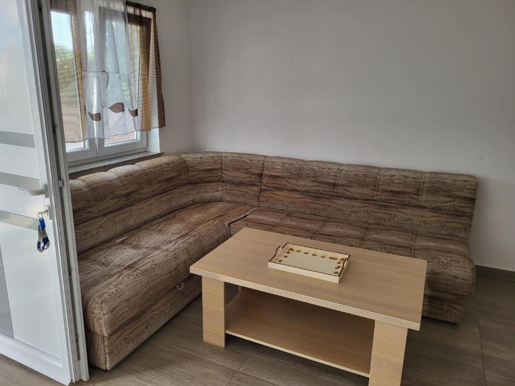 A seating area at Apartment Mario