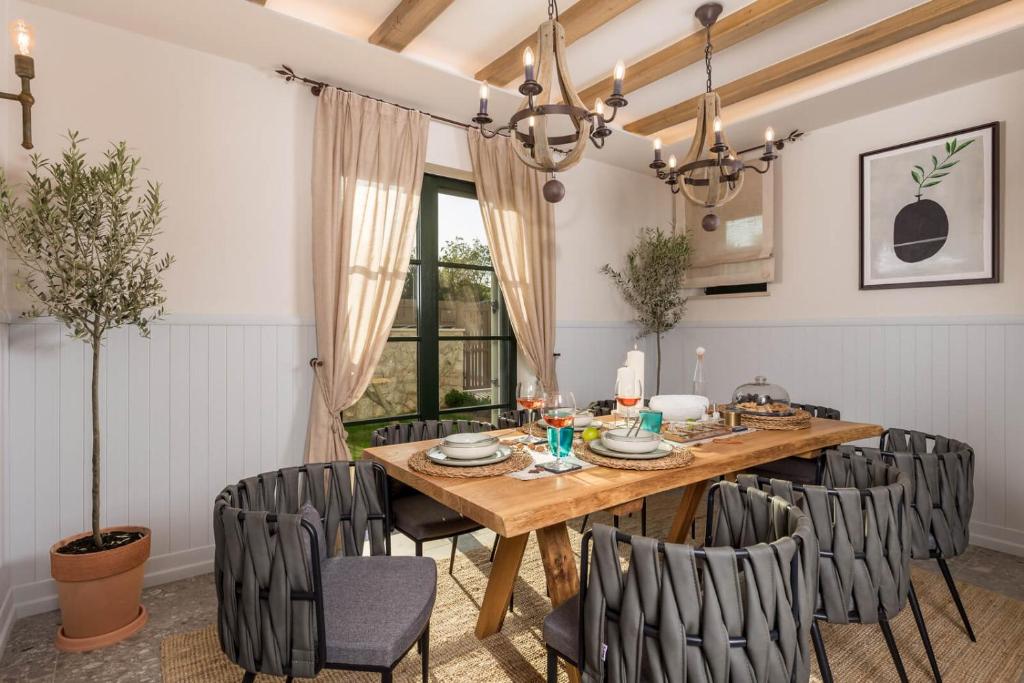 Fotografie z fotogalerie ubytování Villa Leucolea with pool v destinaci Cres