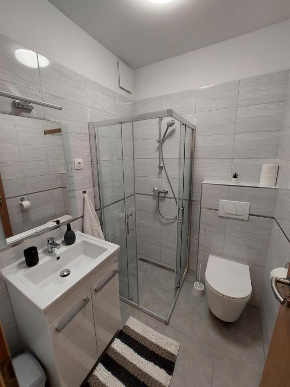 Kúpeľňa v ubytovaní Kempi Kuckója