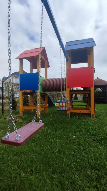 Herní místnost nebo prostor pro děti v ubytování Rowyhills