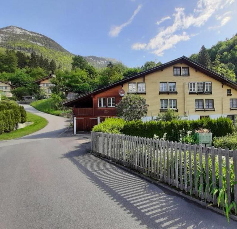 Nespecifikovaný výhled na hory nebo výhled na hory při pohledu z apartmánu