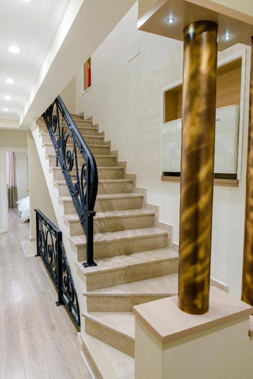 Imagem da galeria de Hotel Pazari & Apartments em Korçë