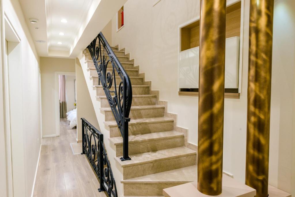Imagem da galeria de Hotel Pazari & Apartments em Korçë