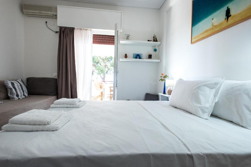 Melina Beachfront Apartment - Appartement Met één Slaapkamer