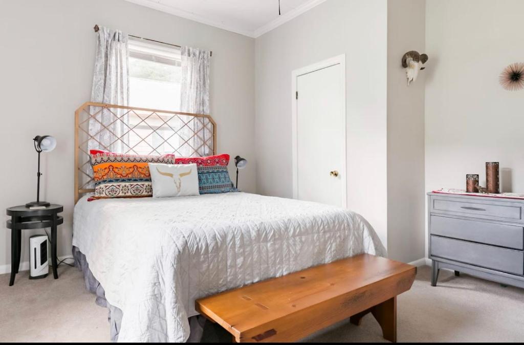Hip Boho St Elmo - Housity