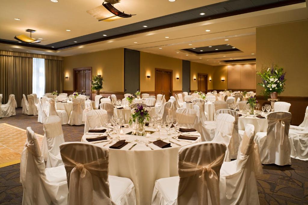 Restaurace v ubytování Kimpton Riverplace Hotel by IHG
