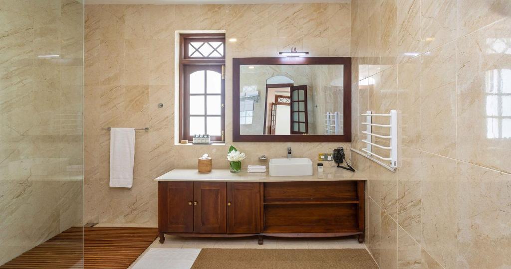 W15 Lake Gregory - 16