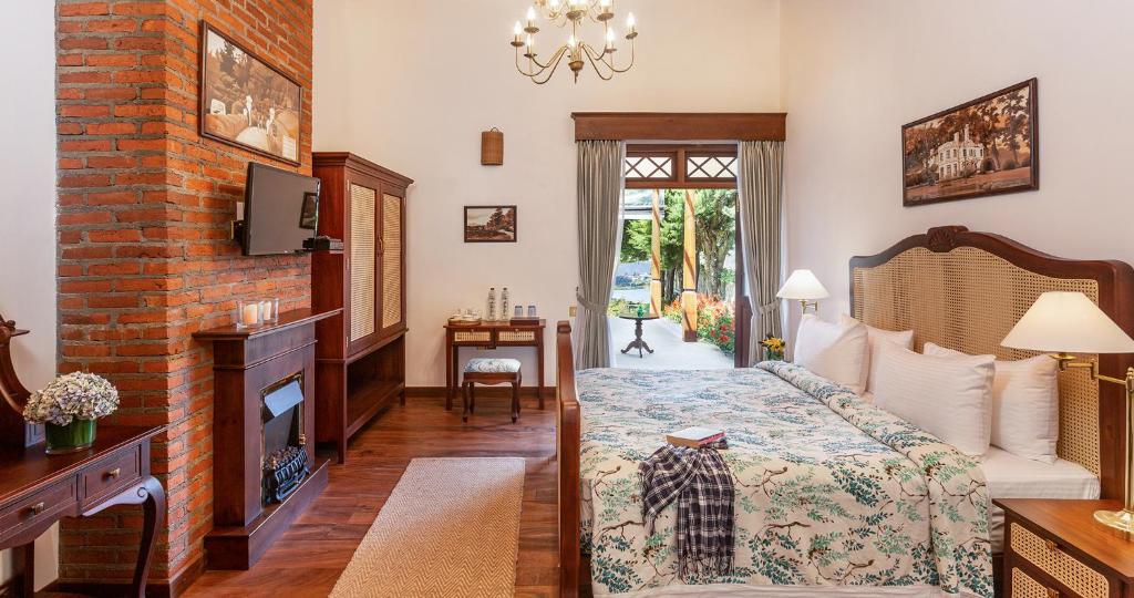 W15 Lake Gregory - 13