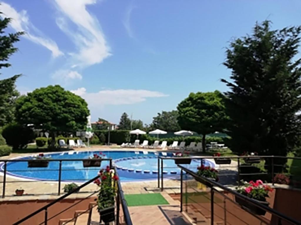 Nice apartment with swimming pool
