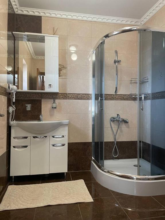 Hotel Ashad - Standard Triple Room