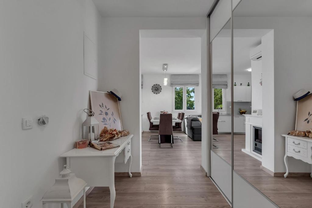 Kuchyň nebo kuchyňský kout v ubytování Apartment Apricus