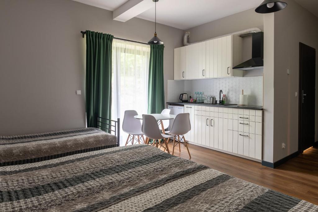 Róża Wiatrów - Standard Triple Studio