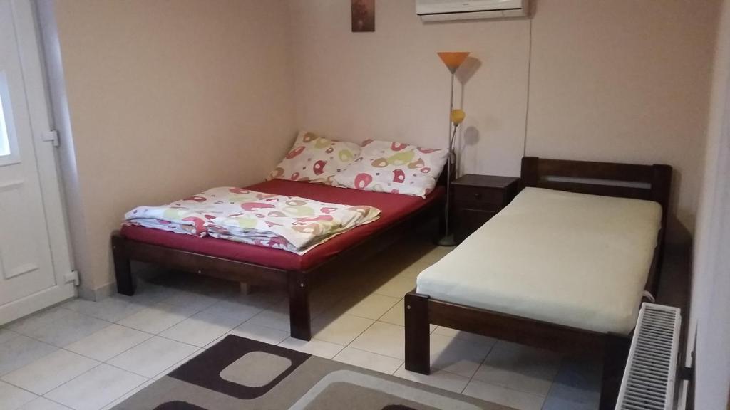 Легло или легла в стая в Viktória Apartman