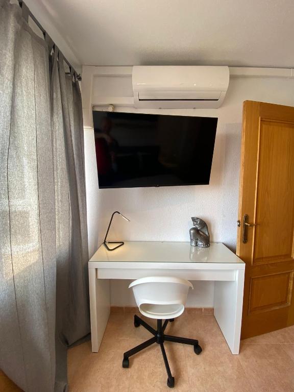 Fotografia z galérie ubytovania Apartamento DIORAMA D con impresionante vista, piscina y parking v destinácii Benalmádena