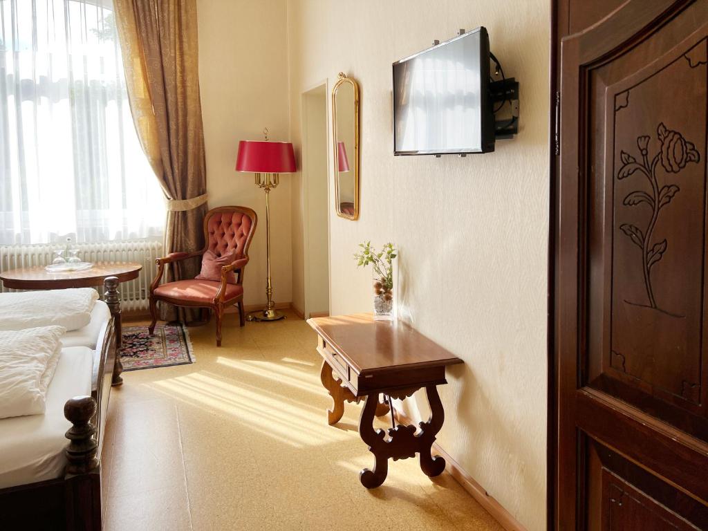 TV a/nebo společenská místnost v ubytování Hotel Kühler Krug
