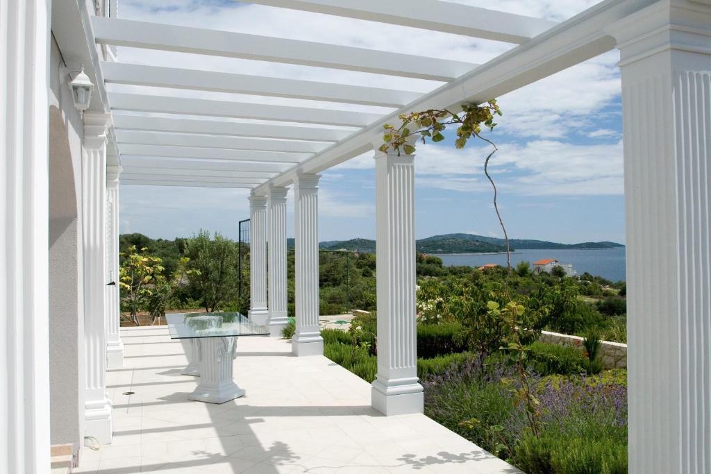 Landskap semula jadi dekat dengan apartmen