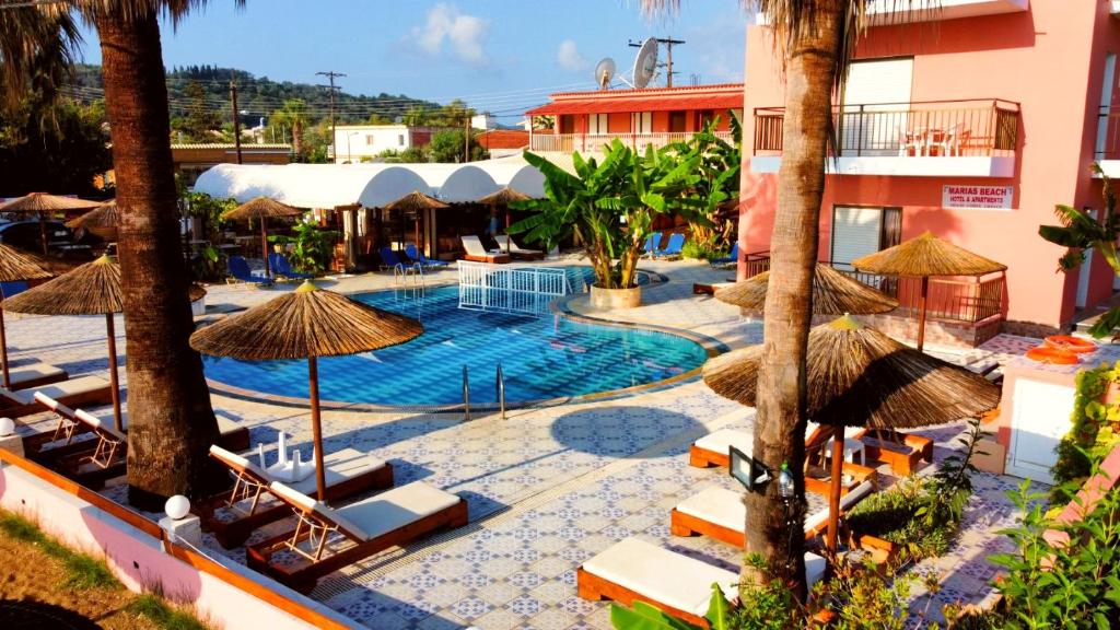 The swimming pool at or close to Maria's Beach Apartments