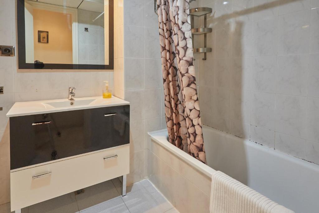 Kúpeľňa v ubytovaní TWO BEDROOMS Leonor Dávalos