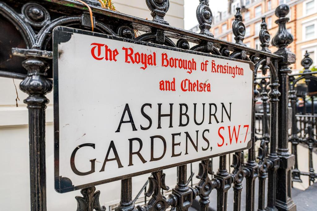 Ashburn Hotel - Resim 12