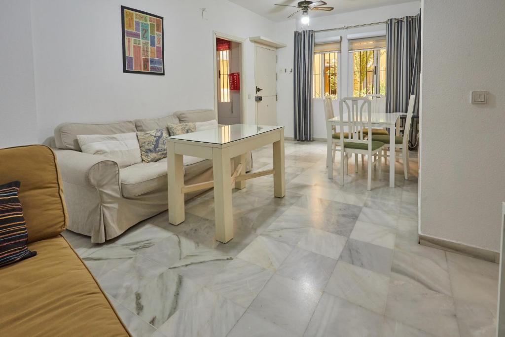 Posezení v ubytování Two Bedrooms Leonor Davalos 2