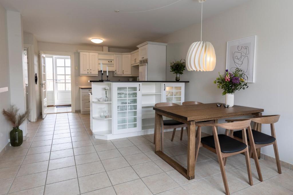 Kuchyň nebo kuchyňský kout v ubytování Ankerhus Skagen
