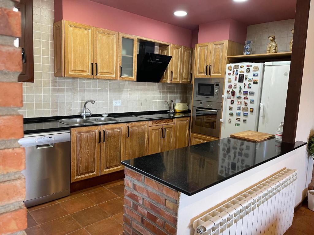 Kuchyň nebo kuchyňský kout v ubytování Casa Calvés