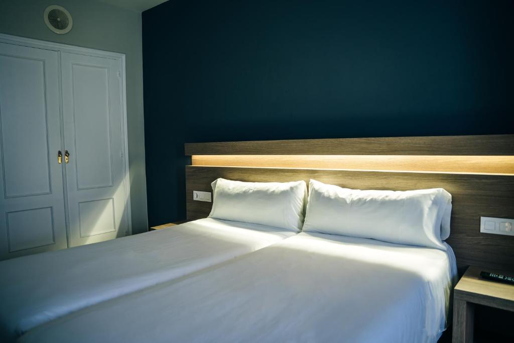 Cama o camas de una habitación en Hotel Alda Estación Pontevedra